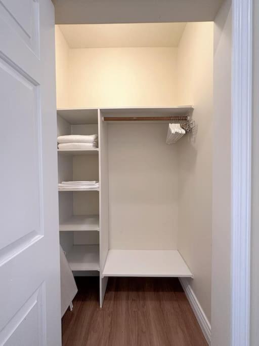 Super Cosy 8Bed & 6Bath In Vancouver Heart Near To Airport And Downtown Eksteriør billede