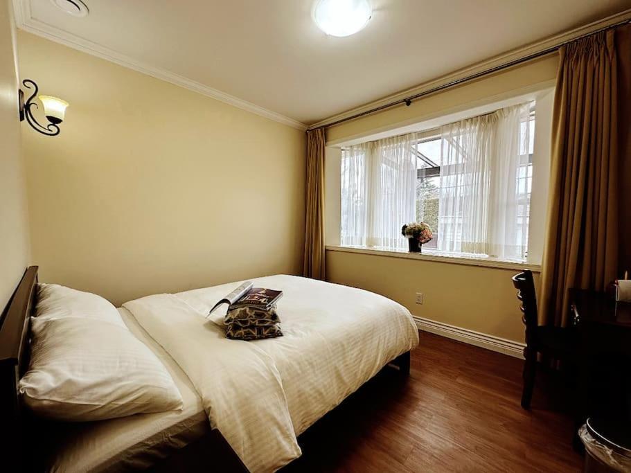 Super Cosy 8Bed & 6Bath In Vancouver Heart Near To Airport And Downtown Eksteriør billede